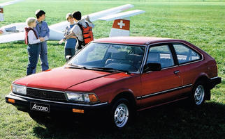 1983 Accord II Viistoperä (AC,AD facelift 1983)